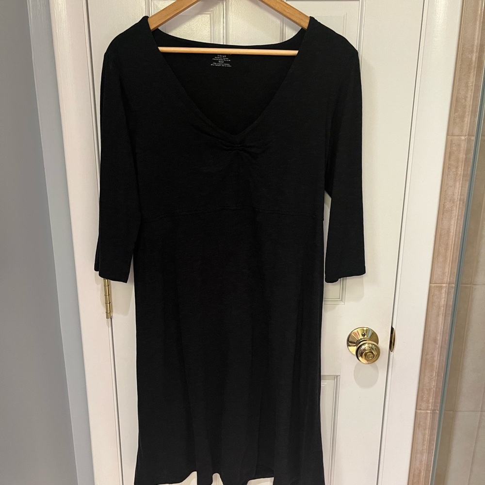 Toad&Co Black Sheath Dress V-Neck 3/4 Sleeve